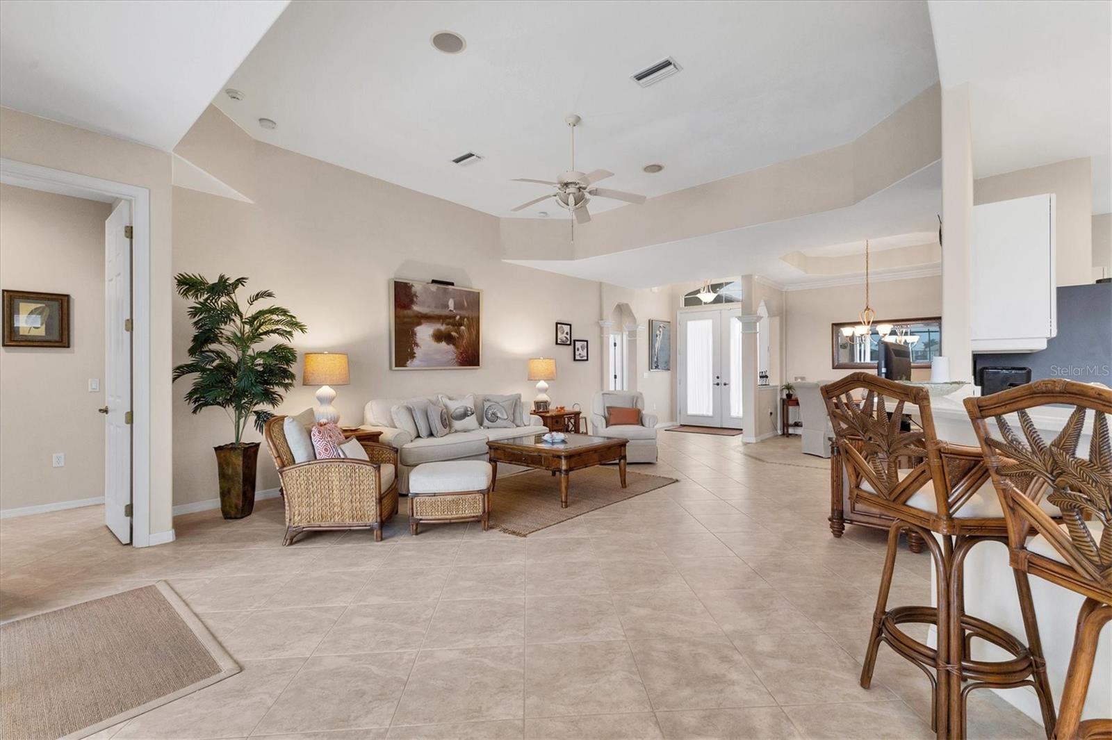 Image 9 of 34 For 7 Windward Road