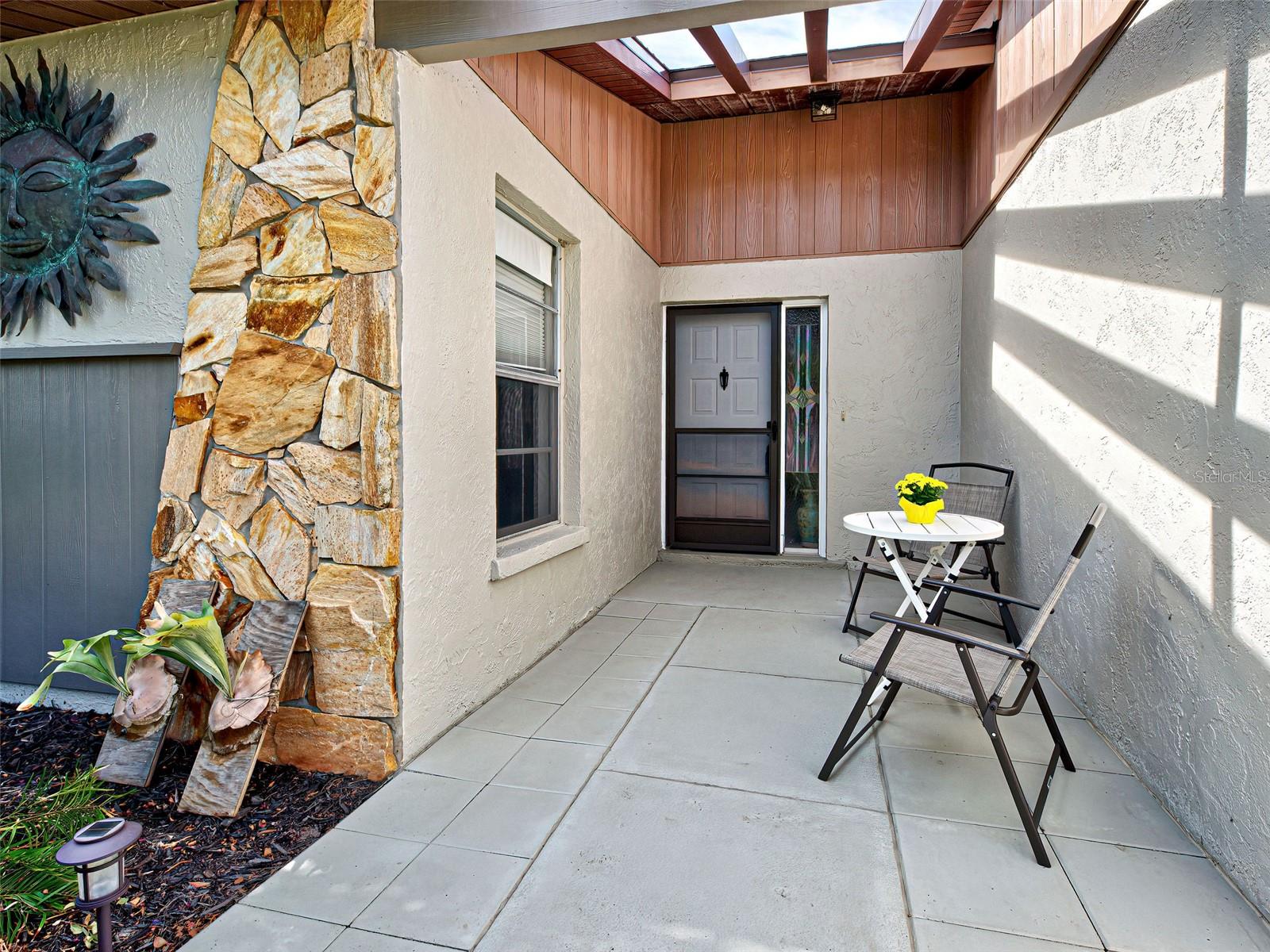 Image 4 of 38 For 611 Chestnut Lane None