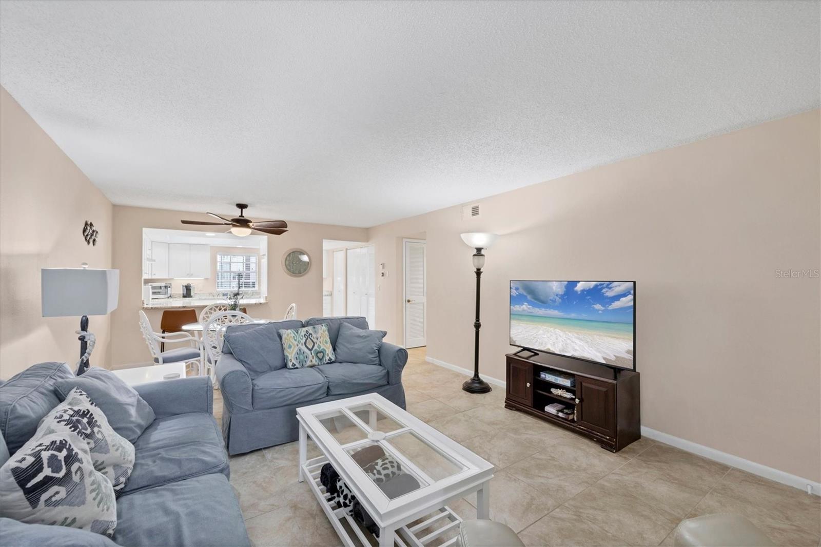 Image 11 of 55 For 1531 Placida Road 4-102