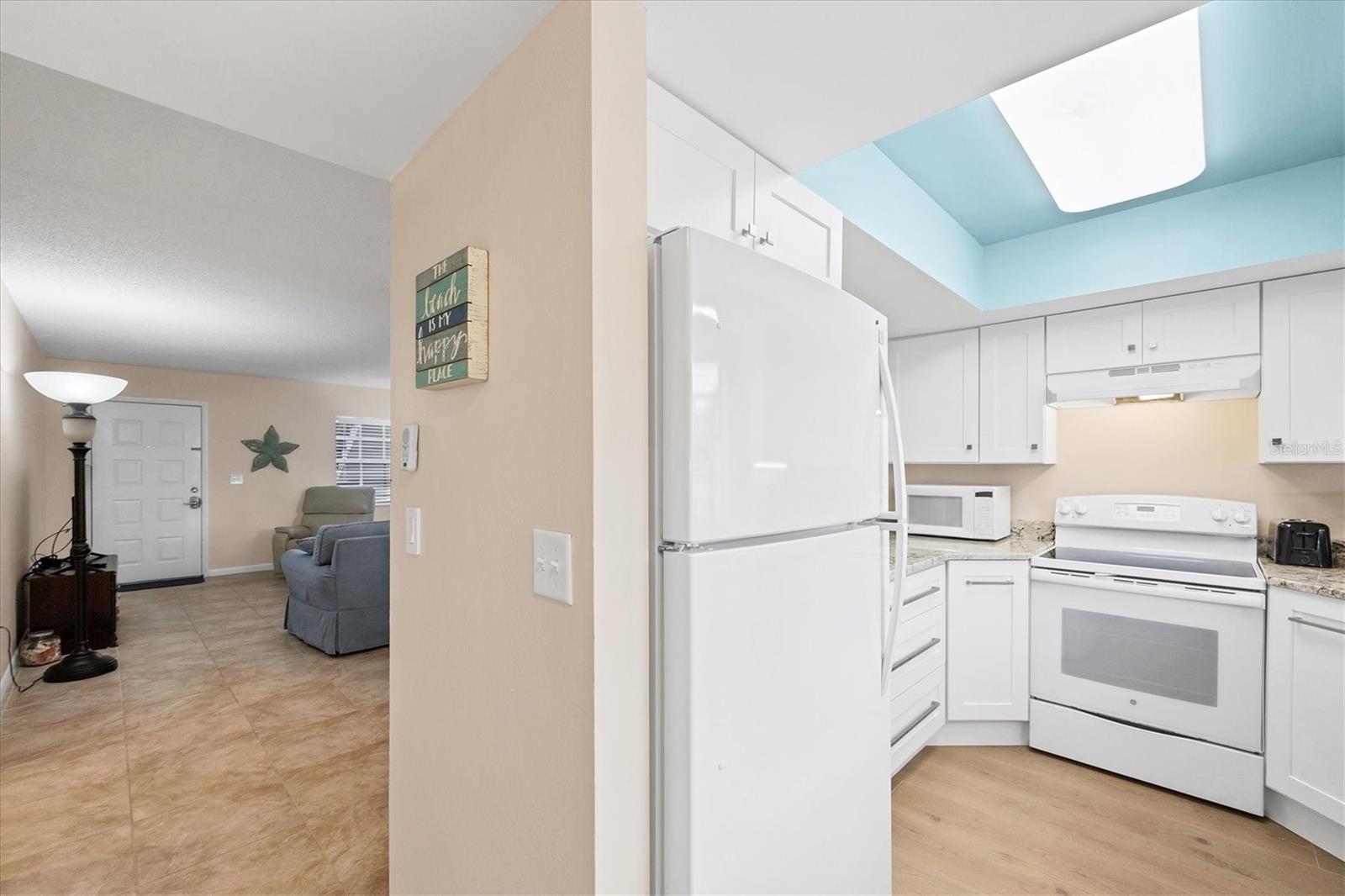 Image 19 of 55 For 1531 Placida Road 4-102