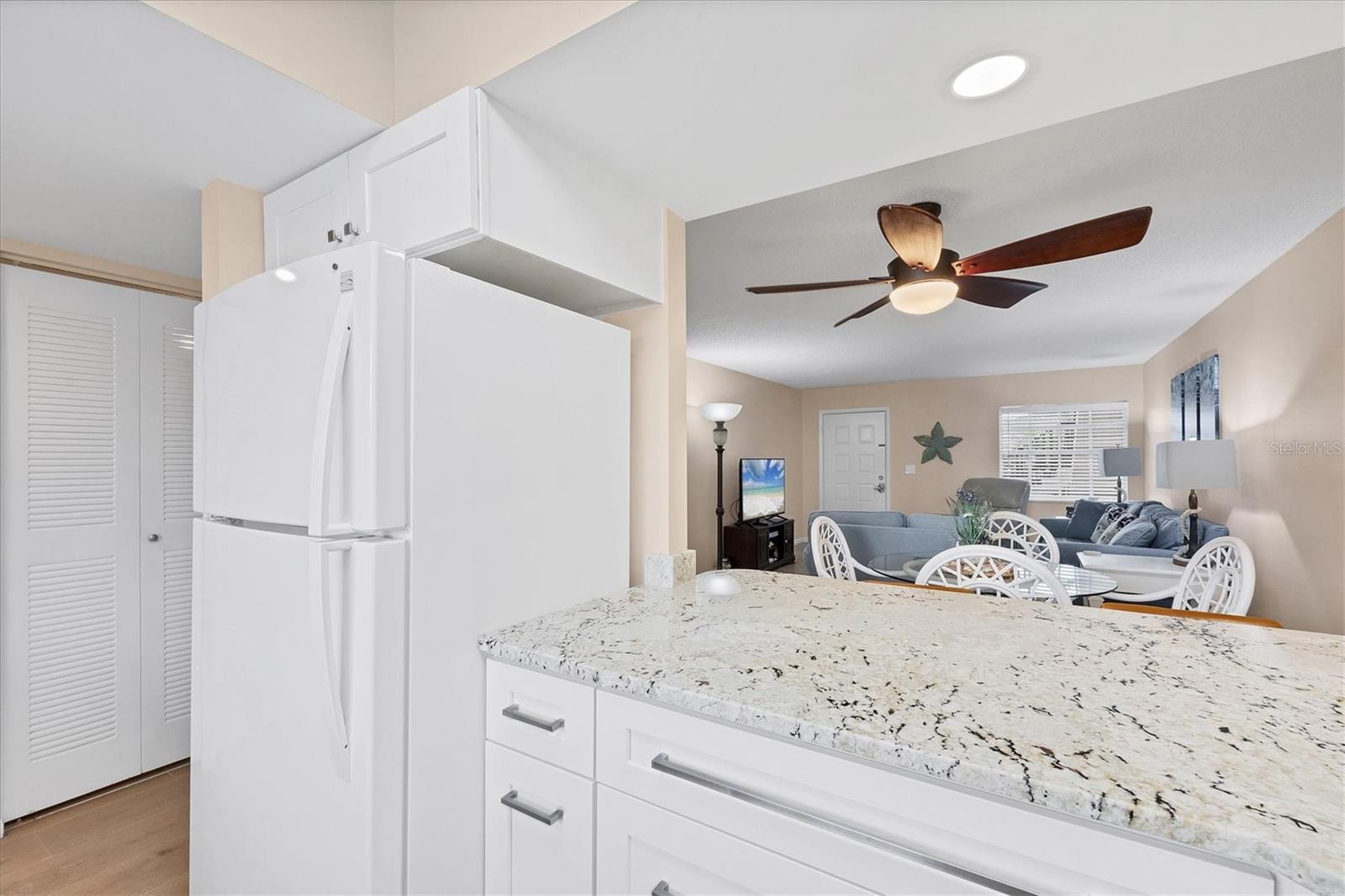 Image 22 of 55 For 1531 Placida Road 4-102