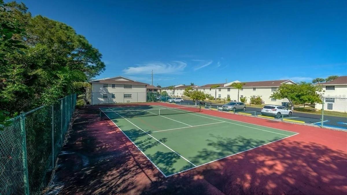 Image 38 of 55 For 1531 Placida Road 4-102