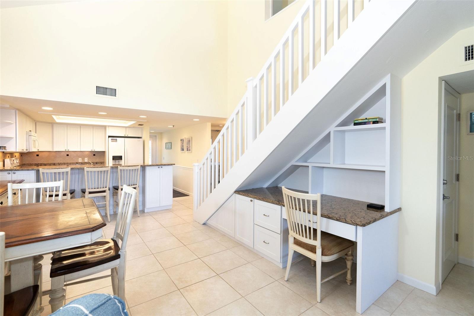 Image 31 of 59 For 7104 Palm Island Drive Le38