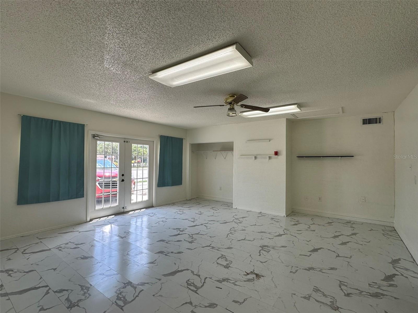 Image 11 of 29 For 4416 Englewood Road