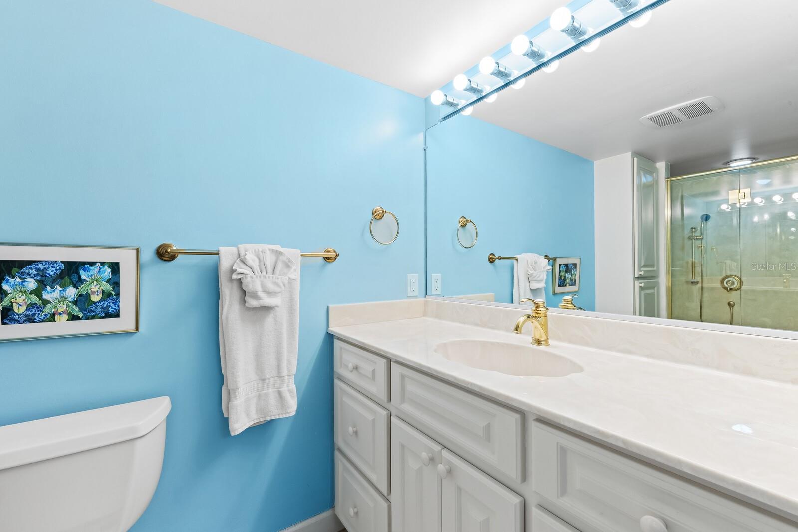 Image 17 of 39 For 5700 Gulf Shores Drive A312