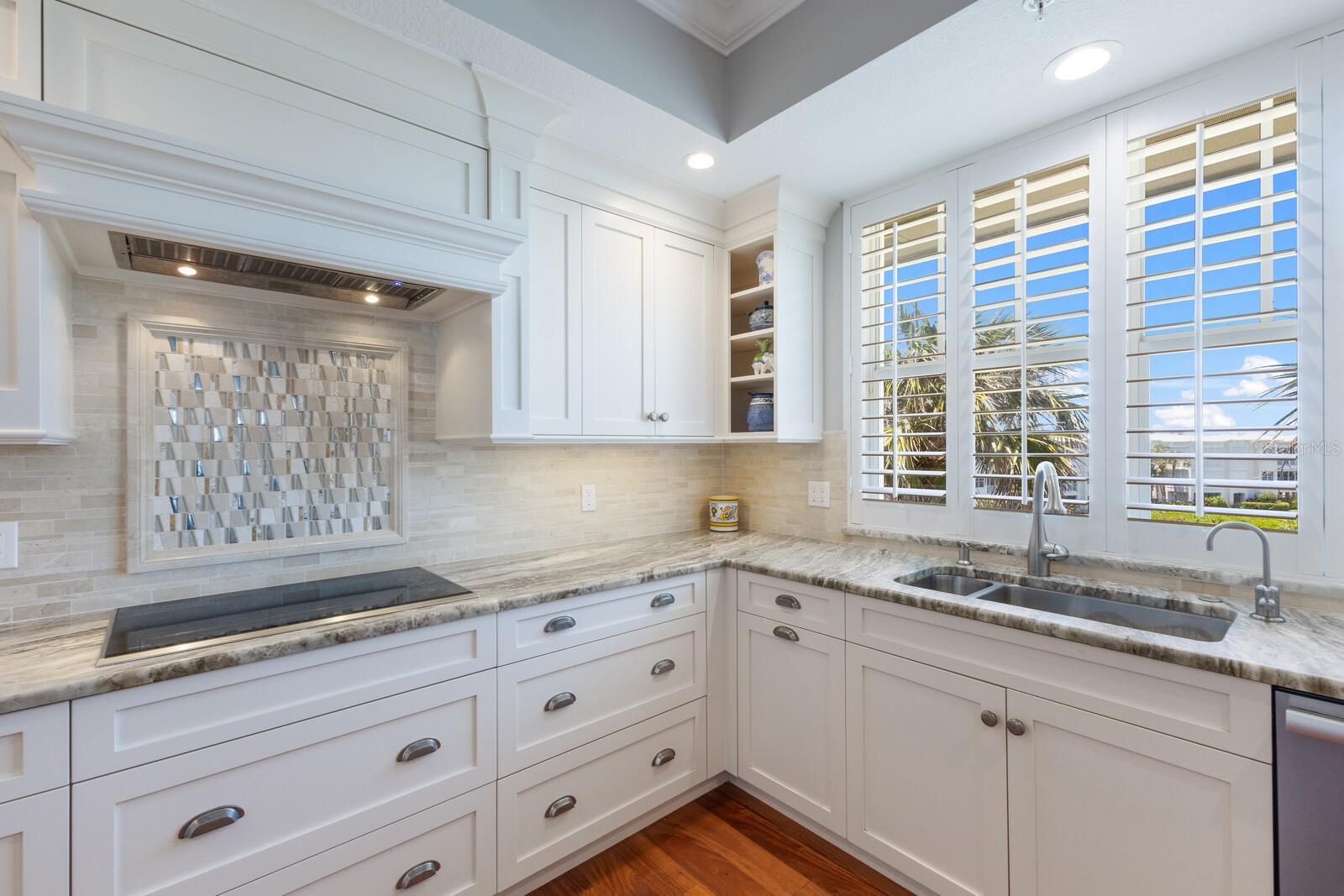 Image 11 of 74 For 801 Harborshore Drive 3