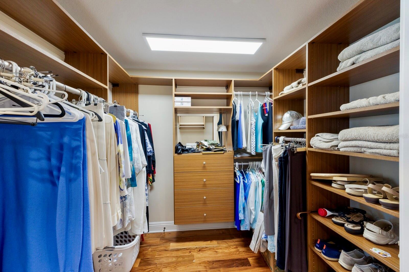 Image 25 of 74 For 801 Harborshore Drive 3