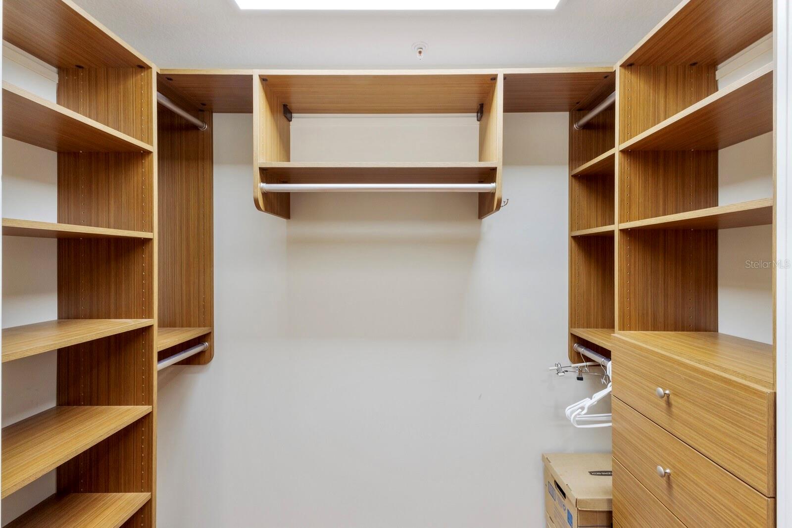 Image 26 of 74 For 801 Harborshore Drive 3