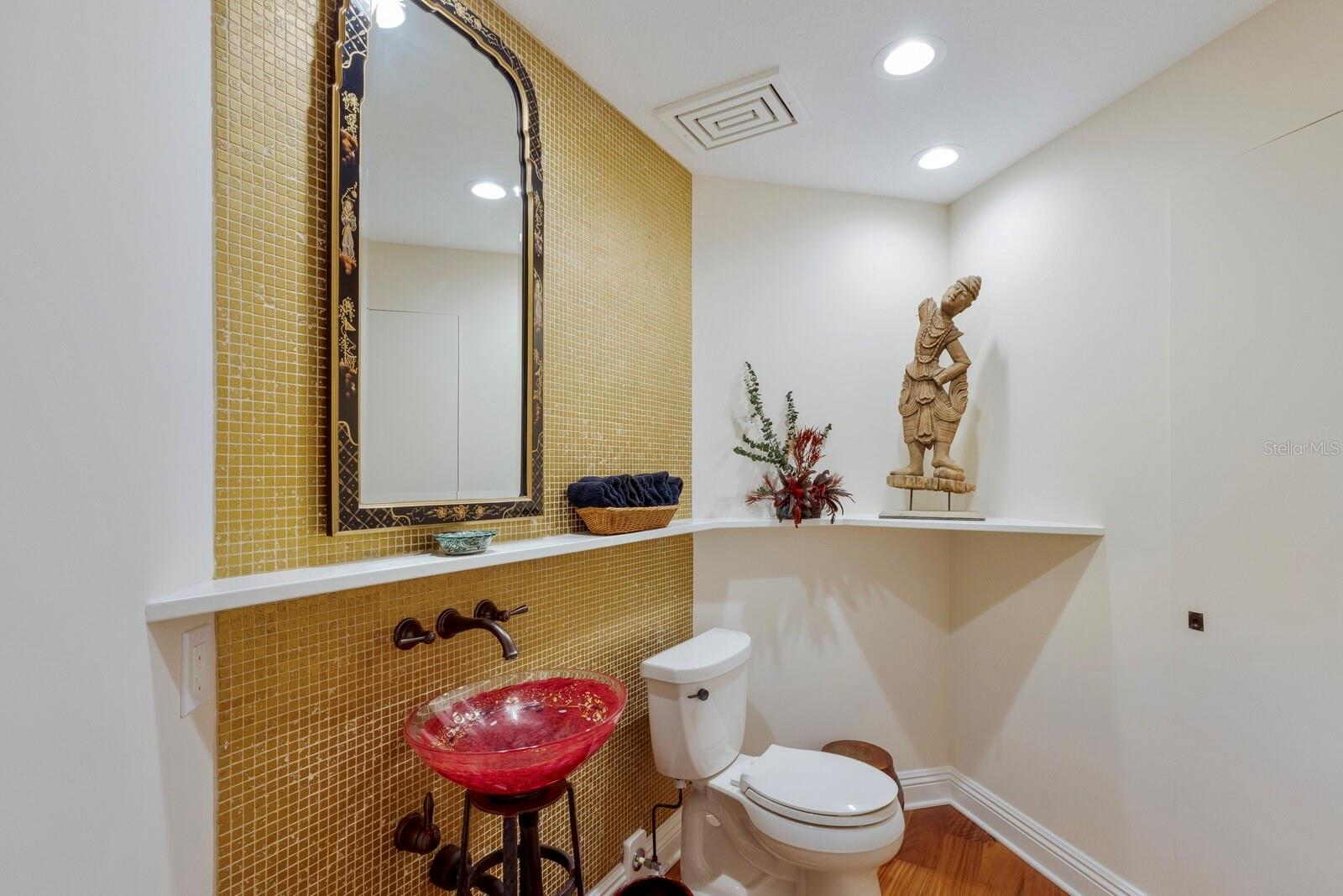 Image 34 of 74 For 801 Harborshore Drive 3