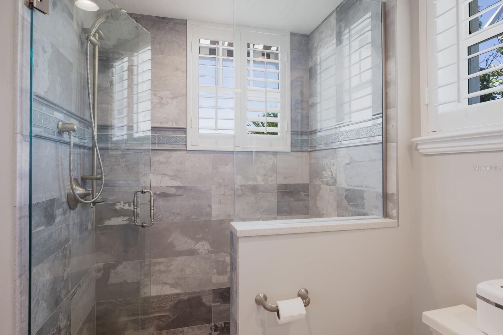 Image 43 of 74 For 801 Harborshore Drive 3