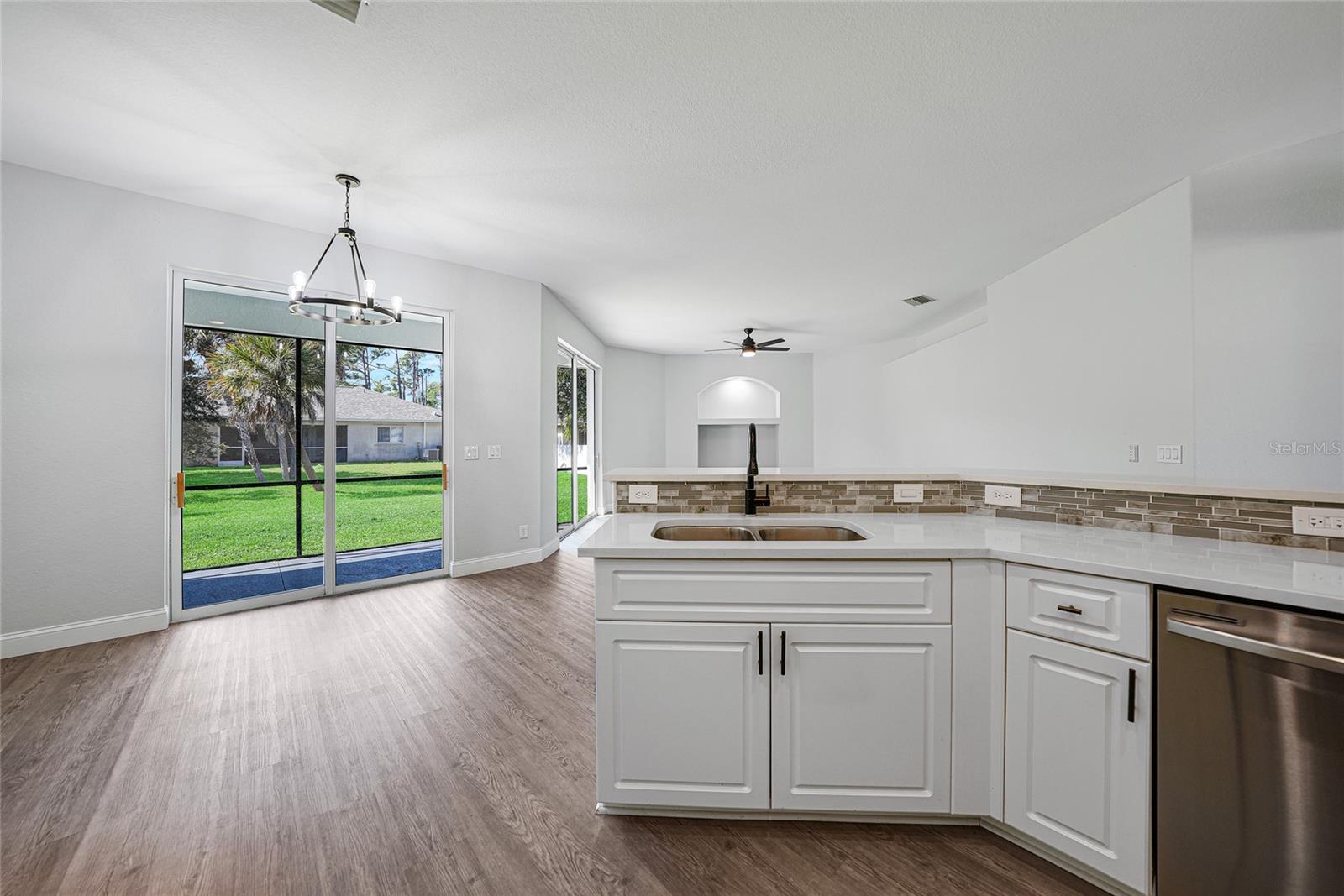 Image 14 of 53 For 1647 Squaw Lane