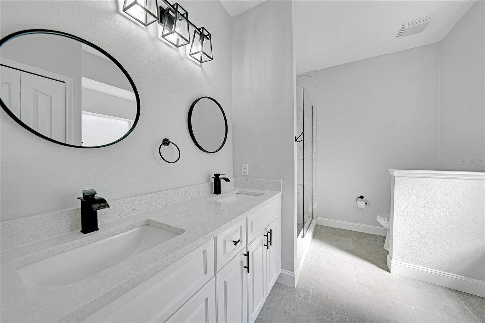 Image 25 of 53 For 1647 Squaw Lane