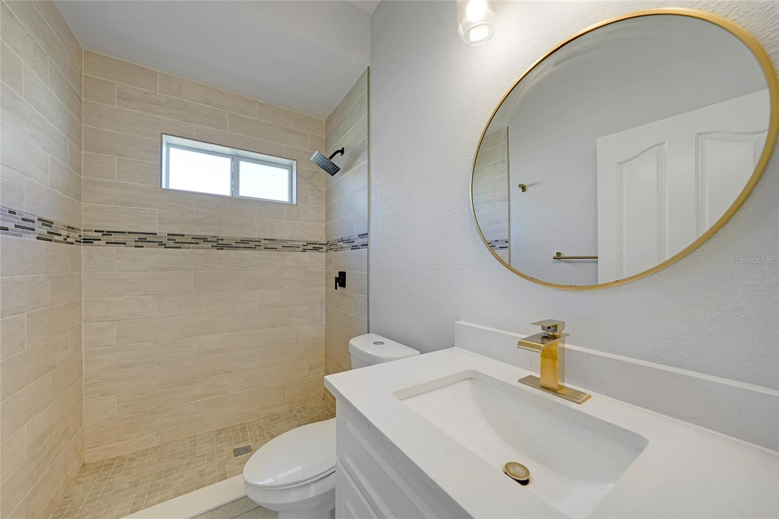 Image 30 of 53 For 1647 Squaw Lane