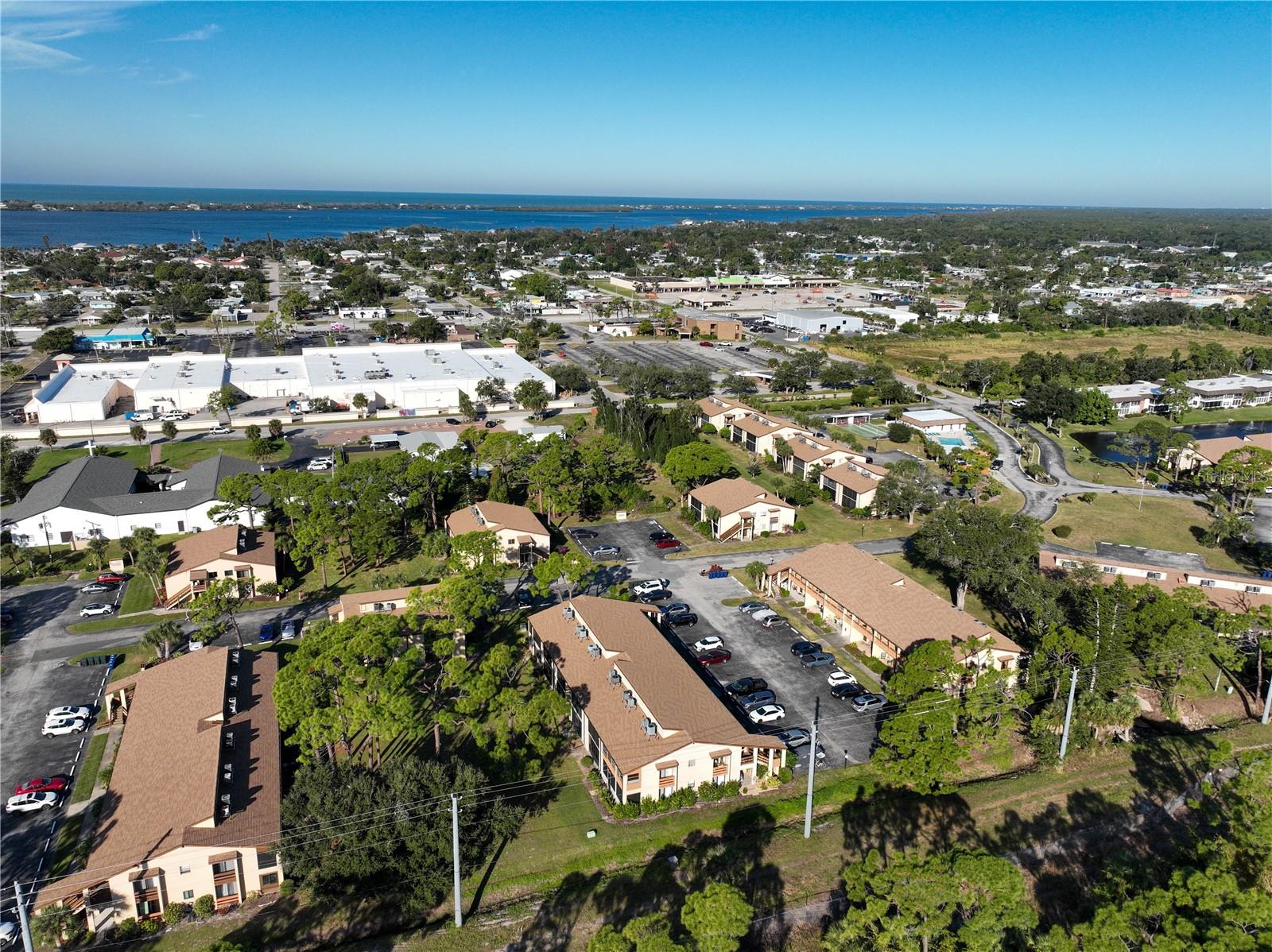 Image 25 of 29 For 24 Quails Run Boulevard 5