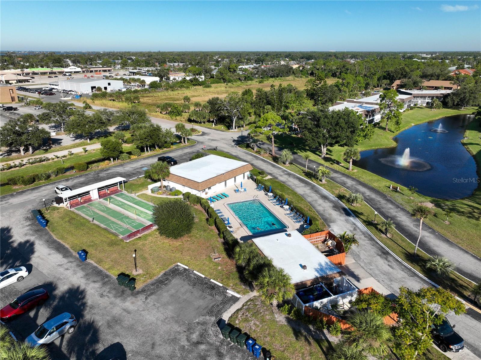 Image 26 of 29 For 24 Quails Run Boulevard 5