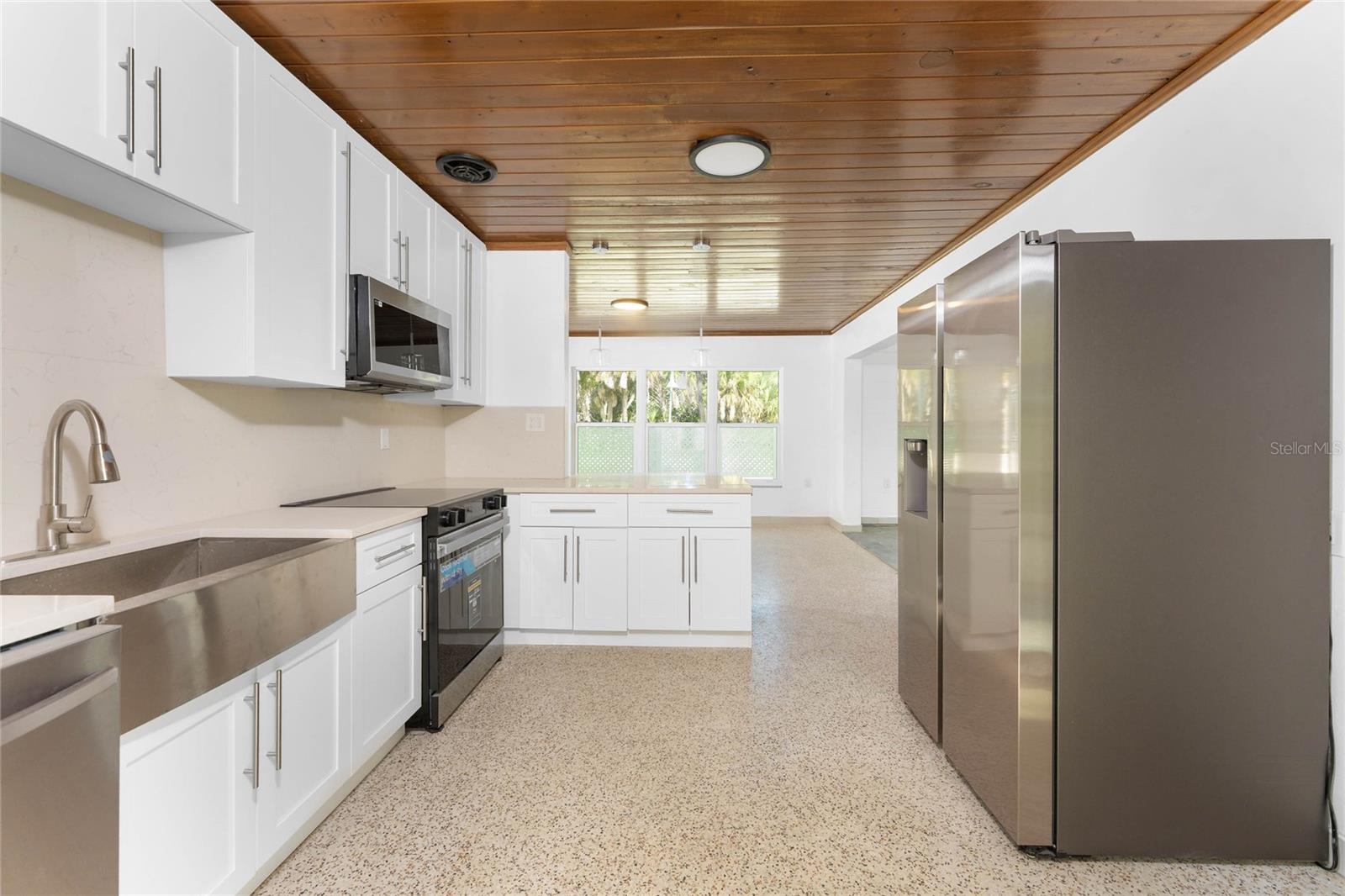 Image 13 of 68 For 1600 Gulf Boulevard