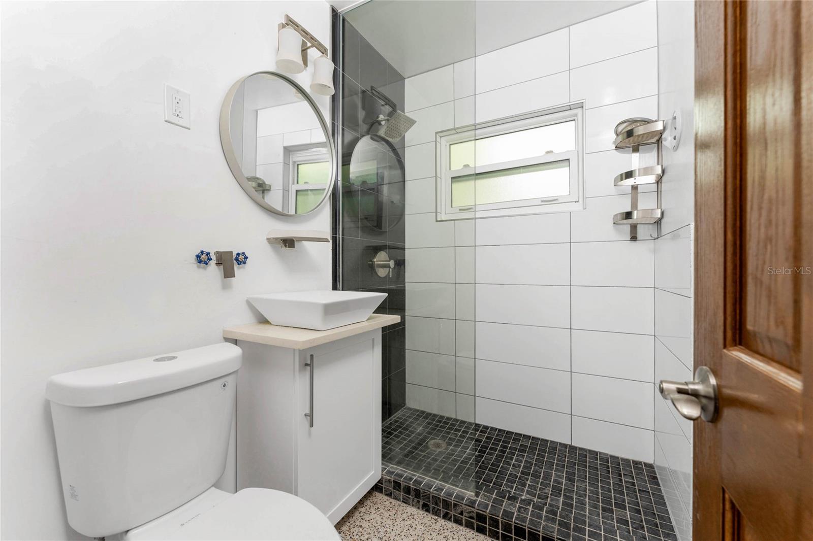 Image 18 of 68 For 1600 Gulf Boulevard