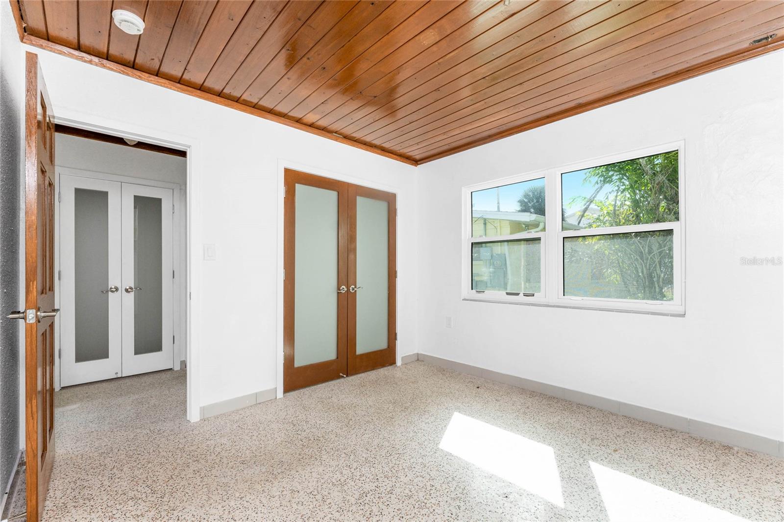 Image 20 of 68 For 1600 Gulf Boulevard