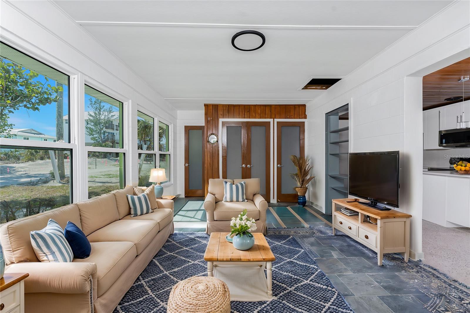 Image 26 of 68 For 1600 Gulf Boulevard