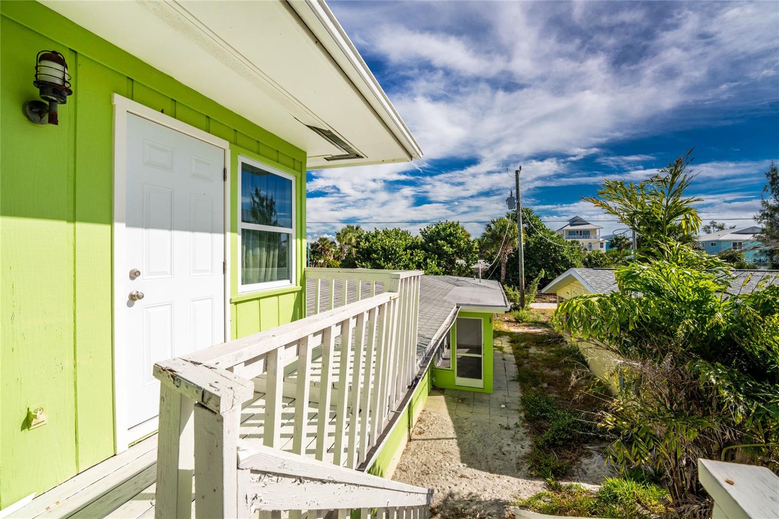 Image 36 of 68 For 1600 Gulf Boulevard