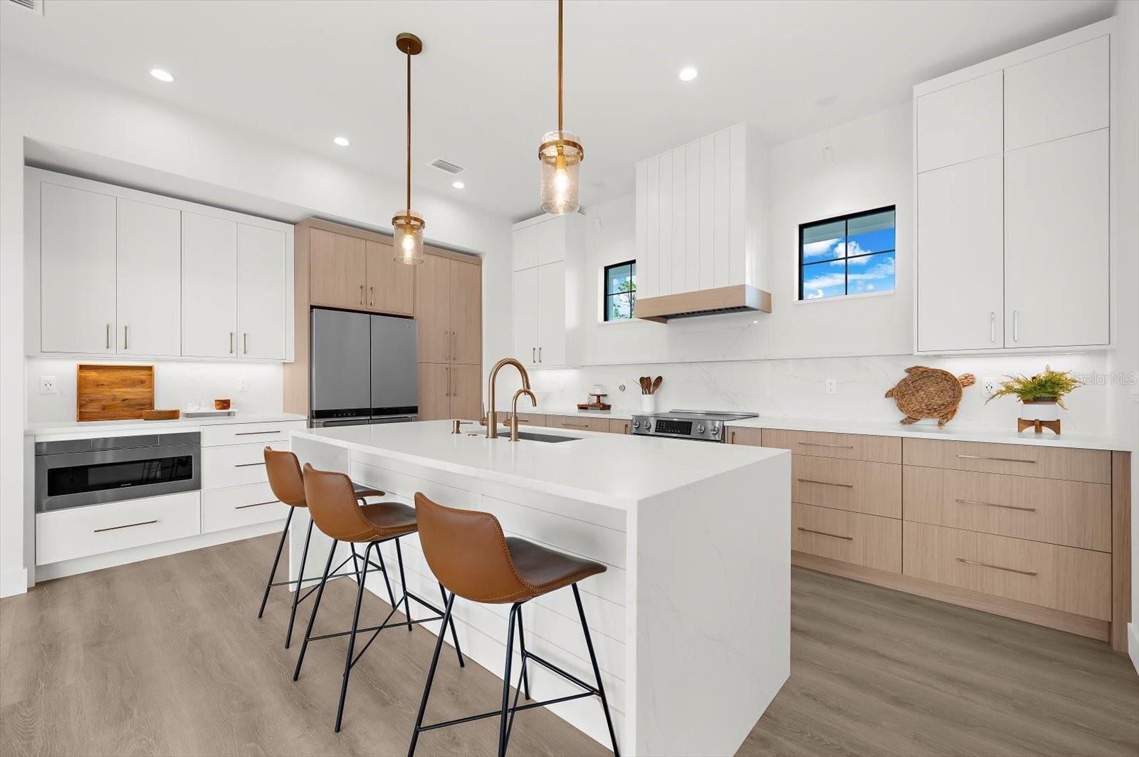 Image 9 of 48 For 6 Beam