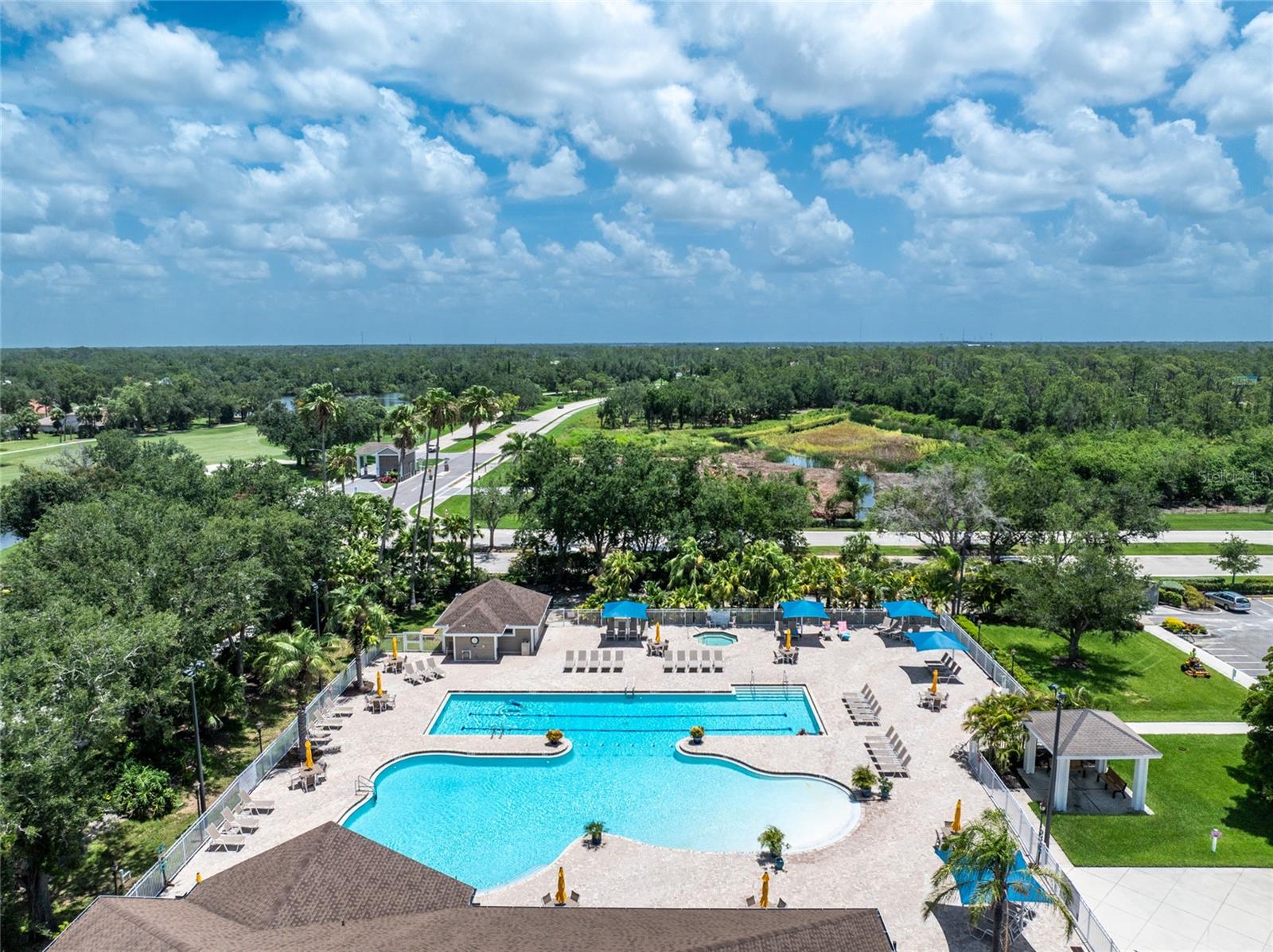 Image 51 of 67 For 14016 Willow Glen Court 112