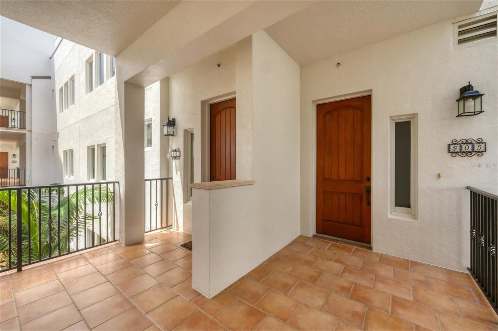 Image 10 of 49 For 11200 Hacienda Del Mar  B-305