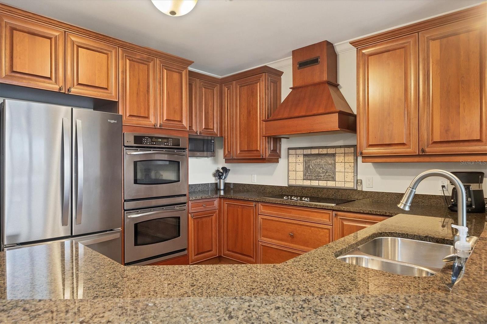 Image 15 of 49 For 11200 Hacienda Del Mar  B-305