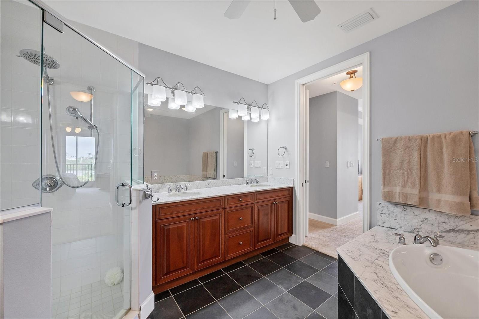 Image 22 of 49 For 11200 Hacienda Del Mar  B-305