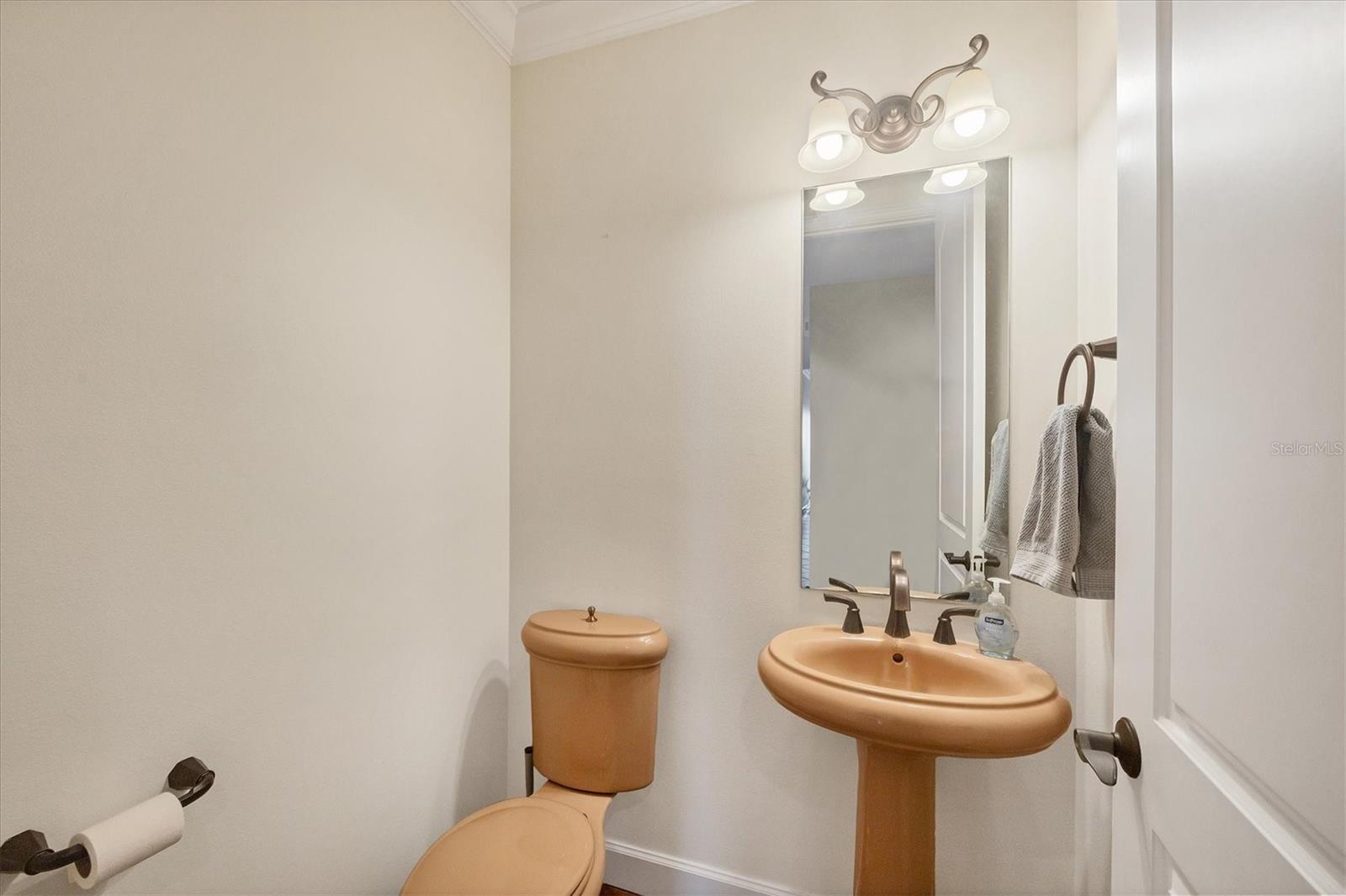 Image 25 of 49 For 11200 Hacienda Del Mar  B-305