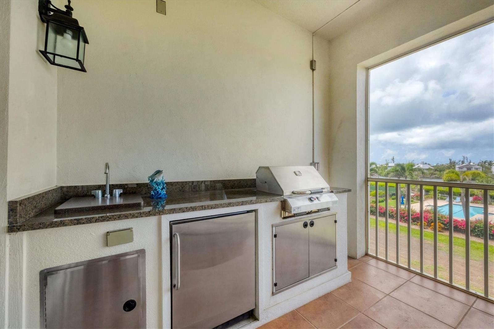 Image 28 of 49 For 11200 Hacienda Del Mar  B-305