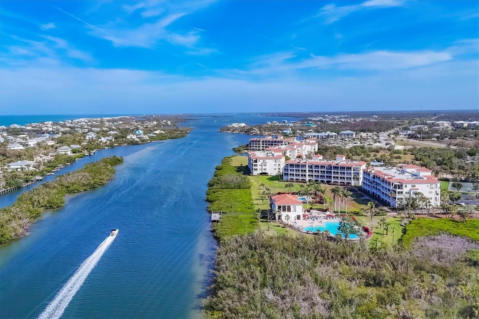 Image 3 of 49 For 11200 Hacienda Del Mar  B-305