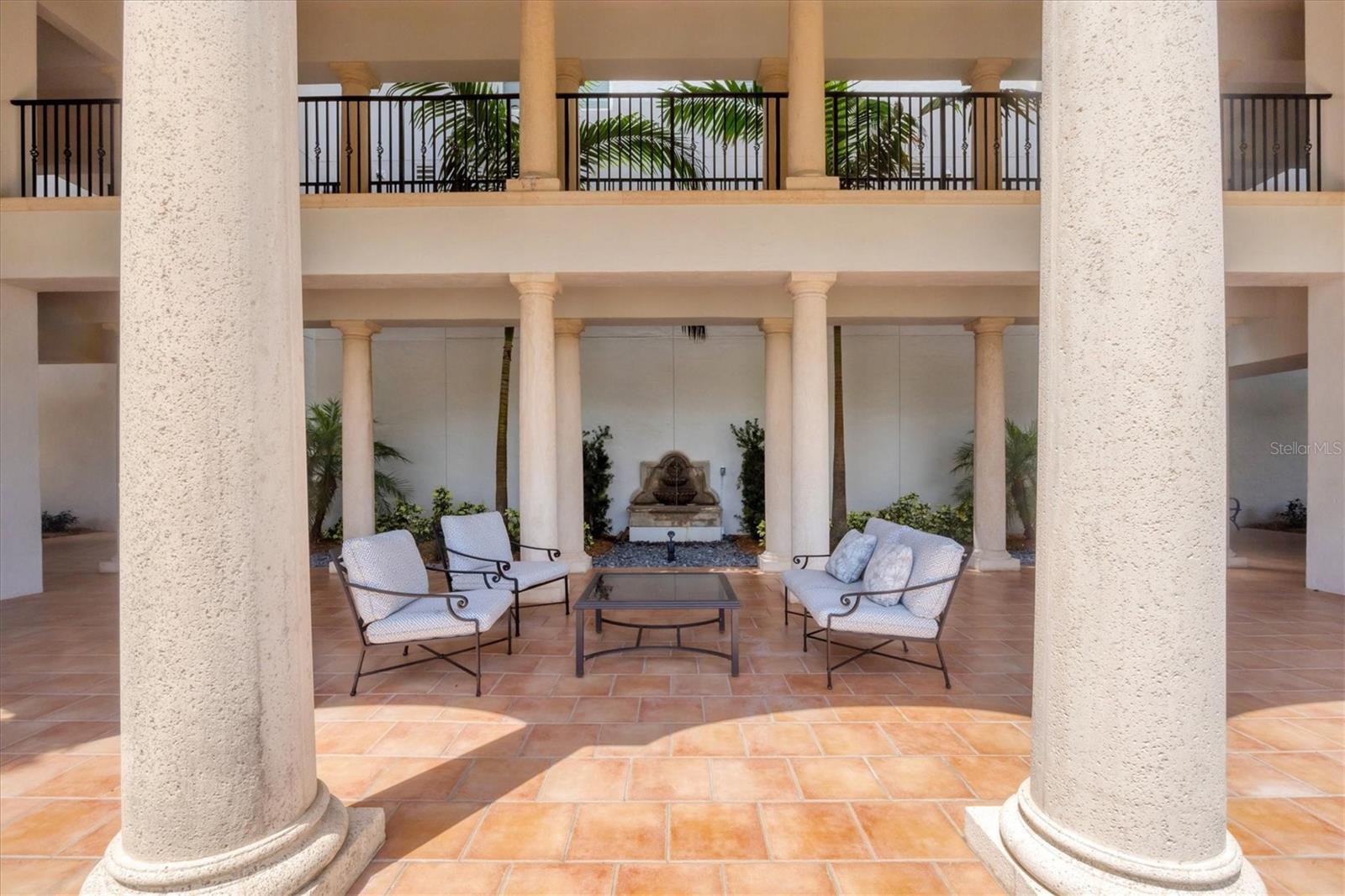 Image 9 of 49 For 11200 Hacienda Del Mar  B-305