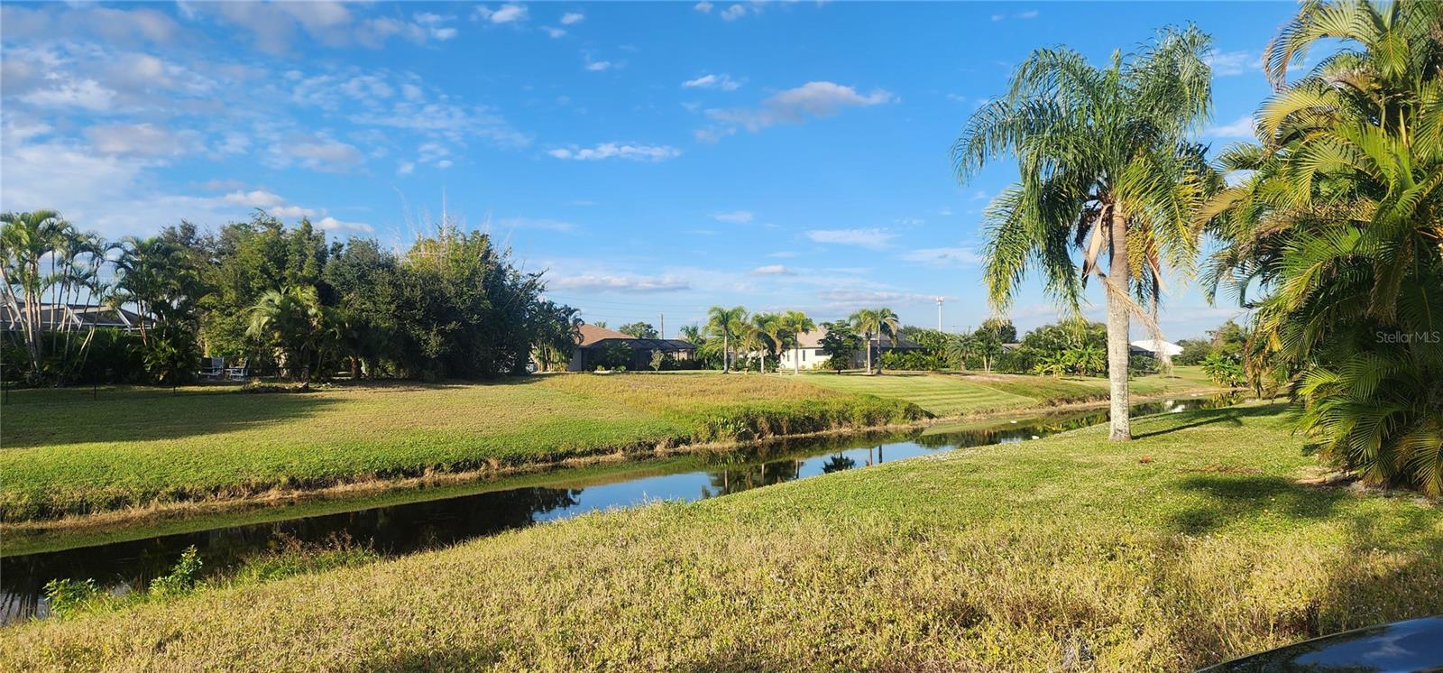 Image 10 of 32 For 437 Rotonda Circle