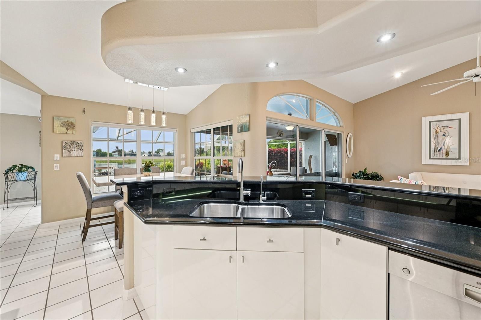 Image 18 of 67 For 13 Clubhouse Road