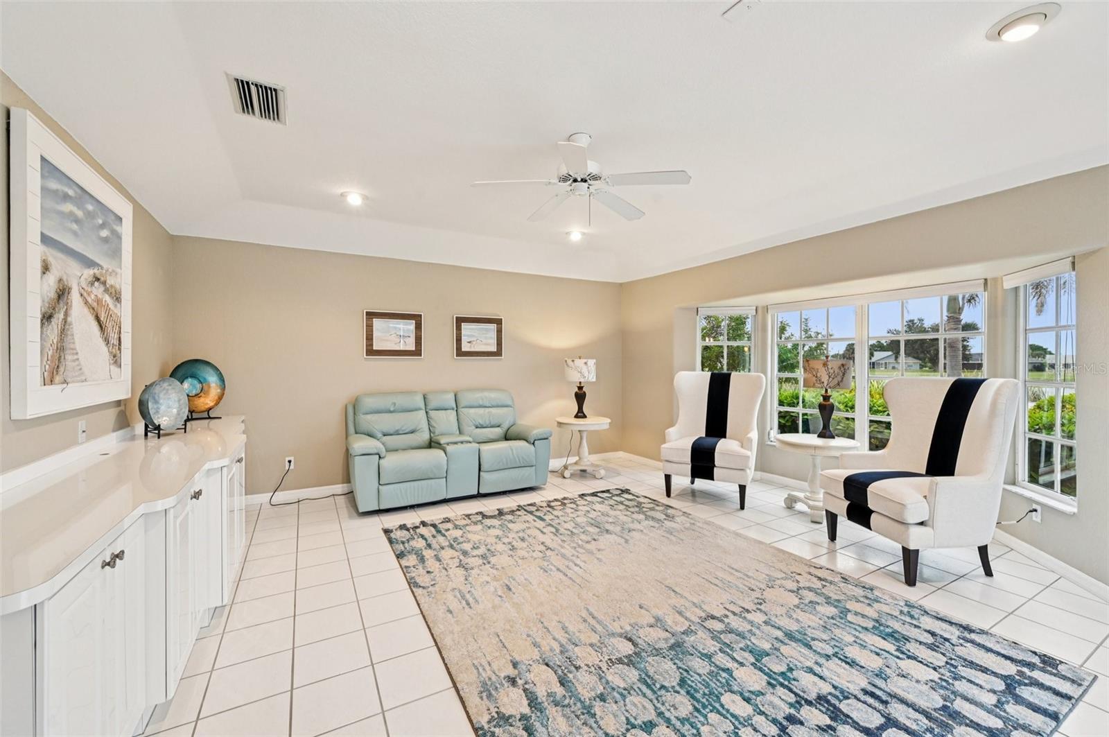 Image 21 of 67 For 13 Clubhouse Road