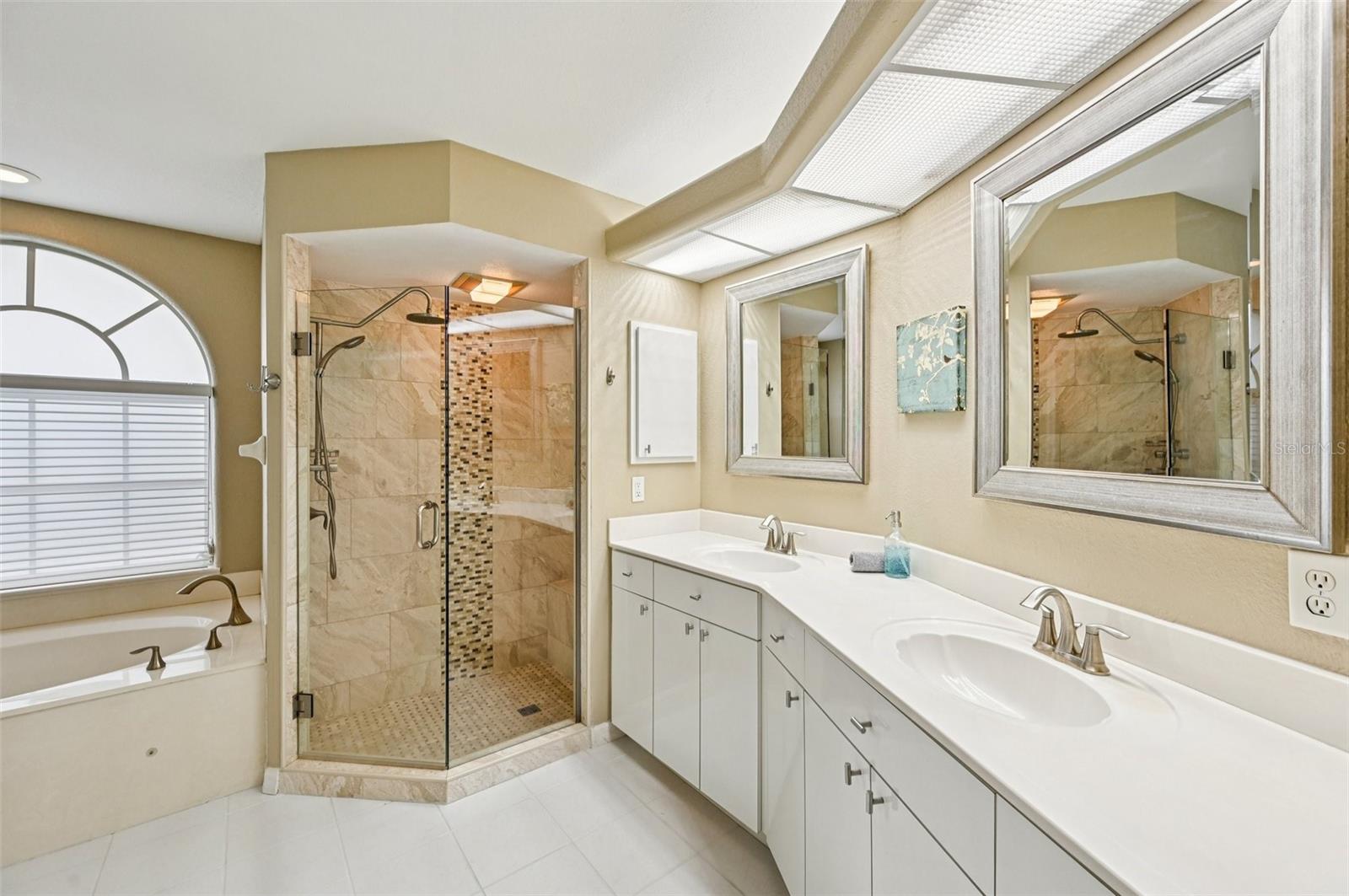 Image 29 of 67 For 13 Clubhouse Road