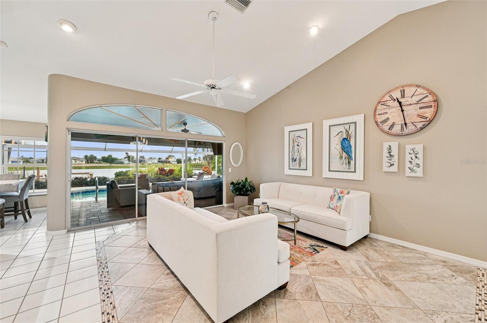 Image 5 of 67 For 13 Clubhouse Road