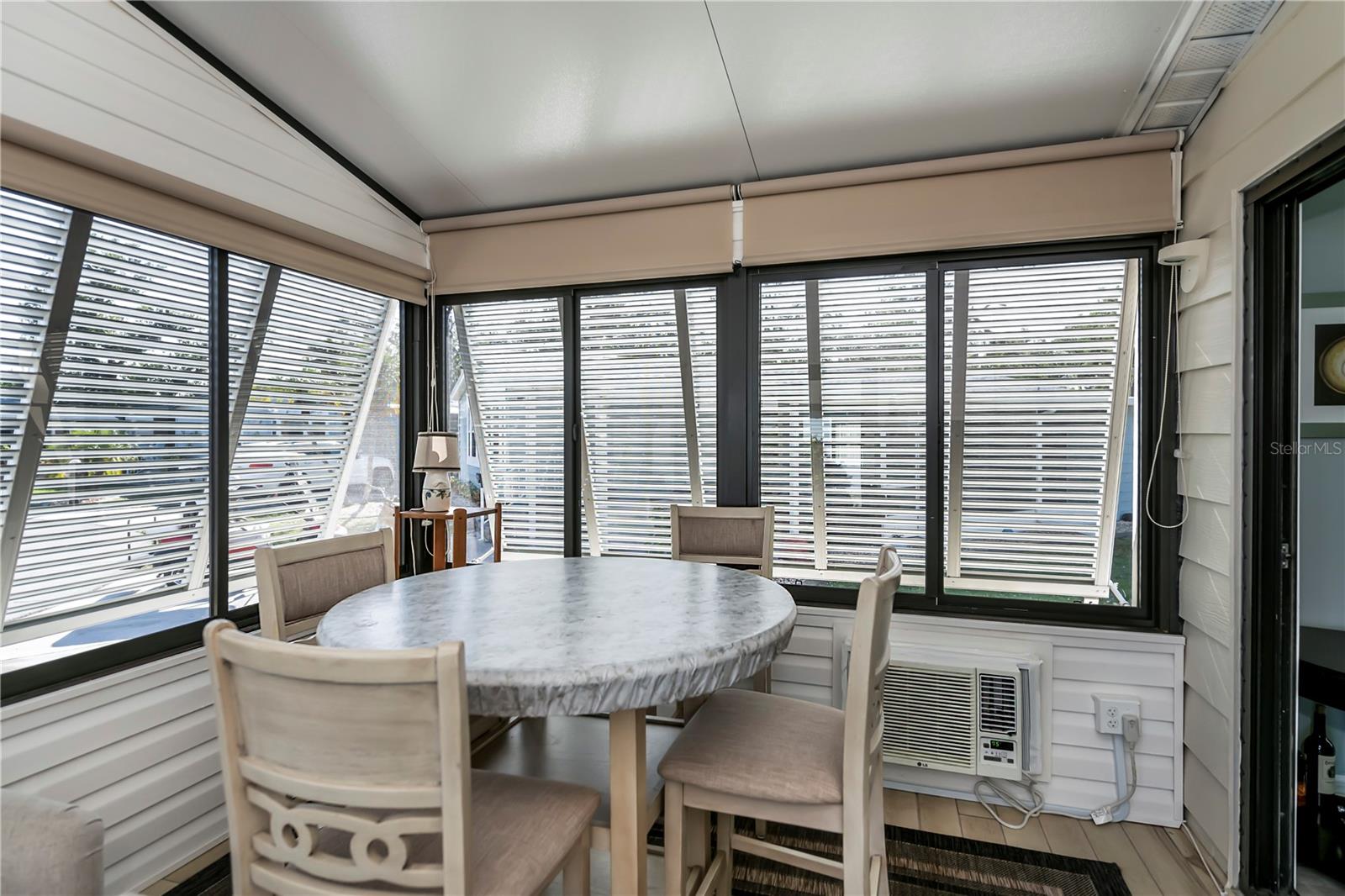 Image 13 of 53 For 749 Portwine Court