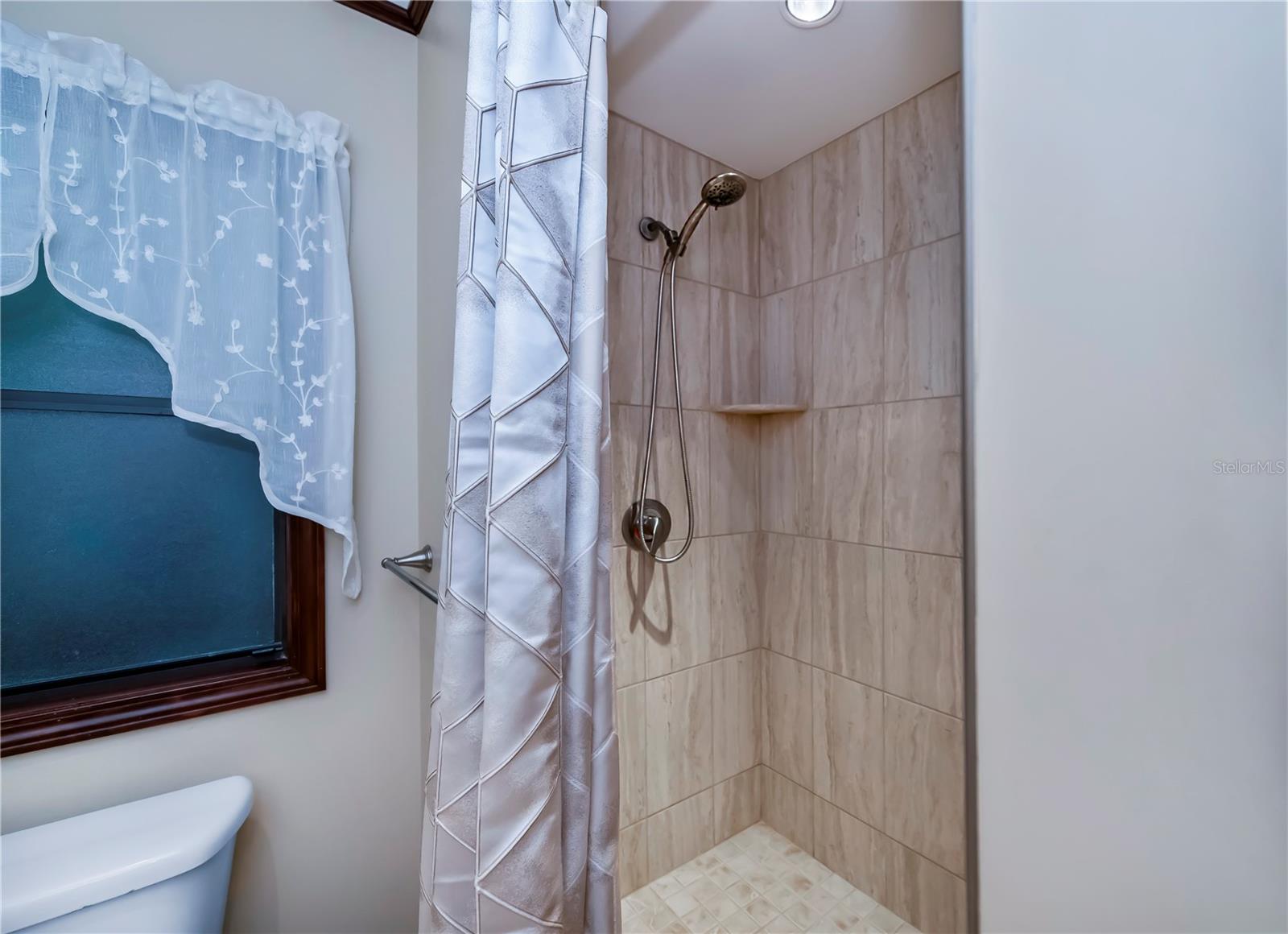 Image 25 of 53 For 749 Portwine Court