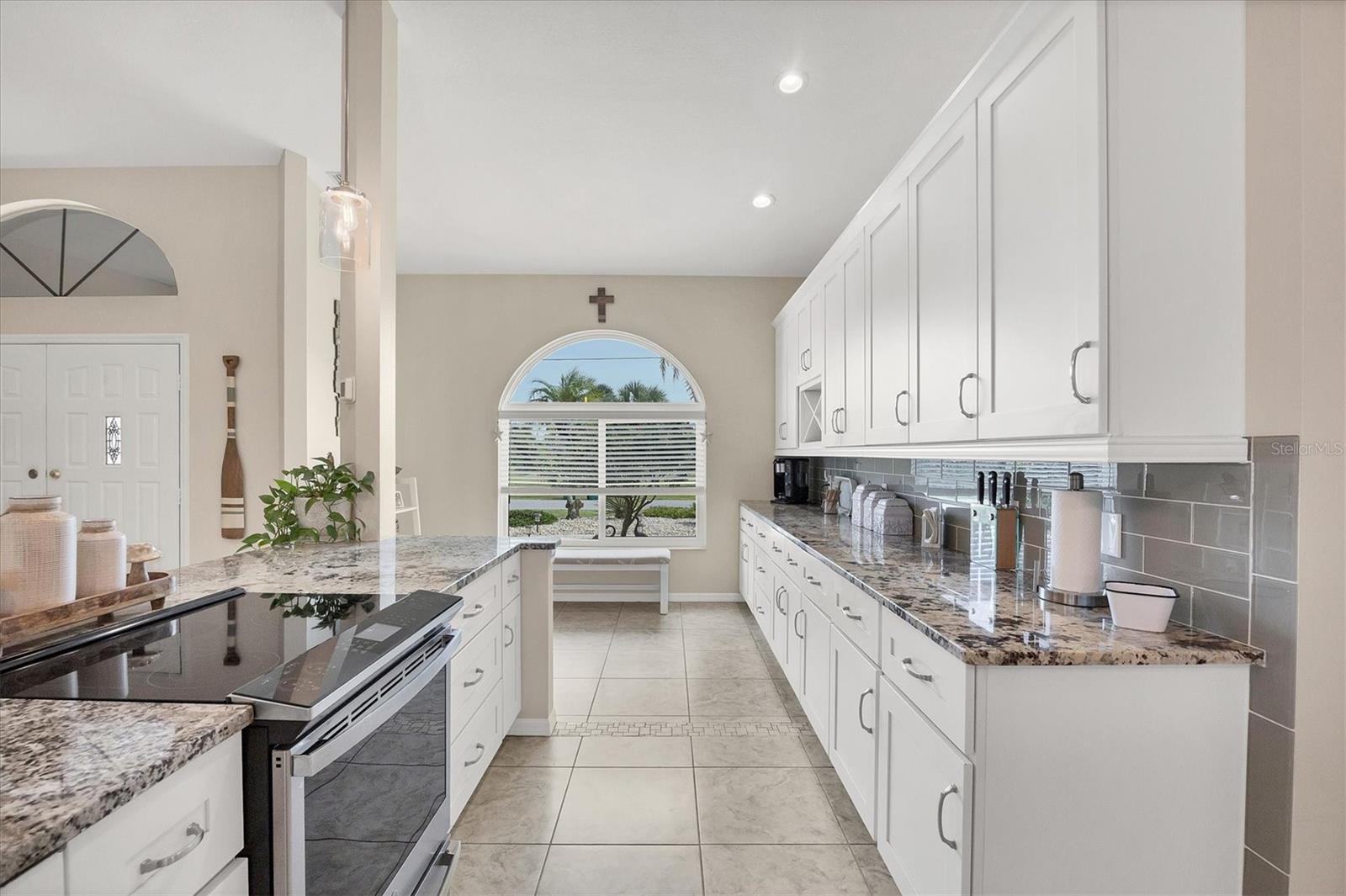 Image 15 of 48 For 2491 Herron Terrace