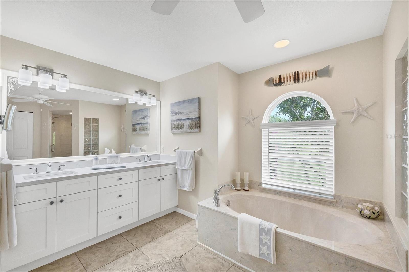 Image 22 of 48 For 2491 Herron Terrace