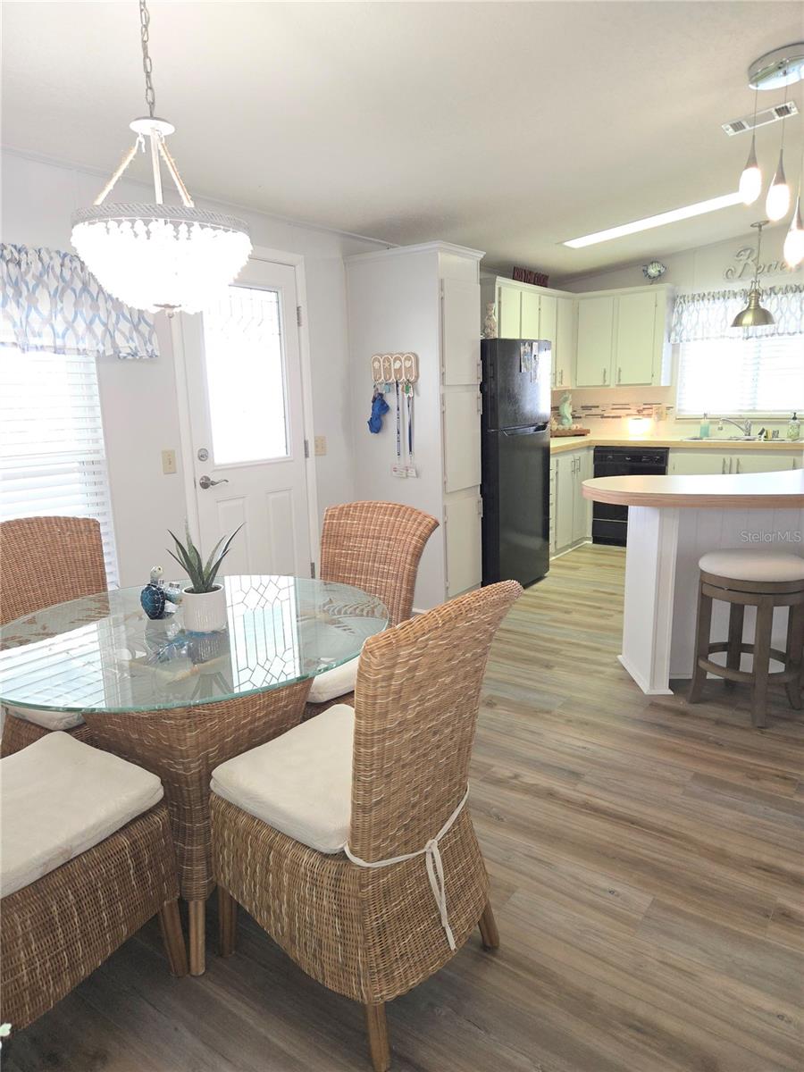 Image 10 of 59 For 8455 Nighthawk Drive