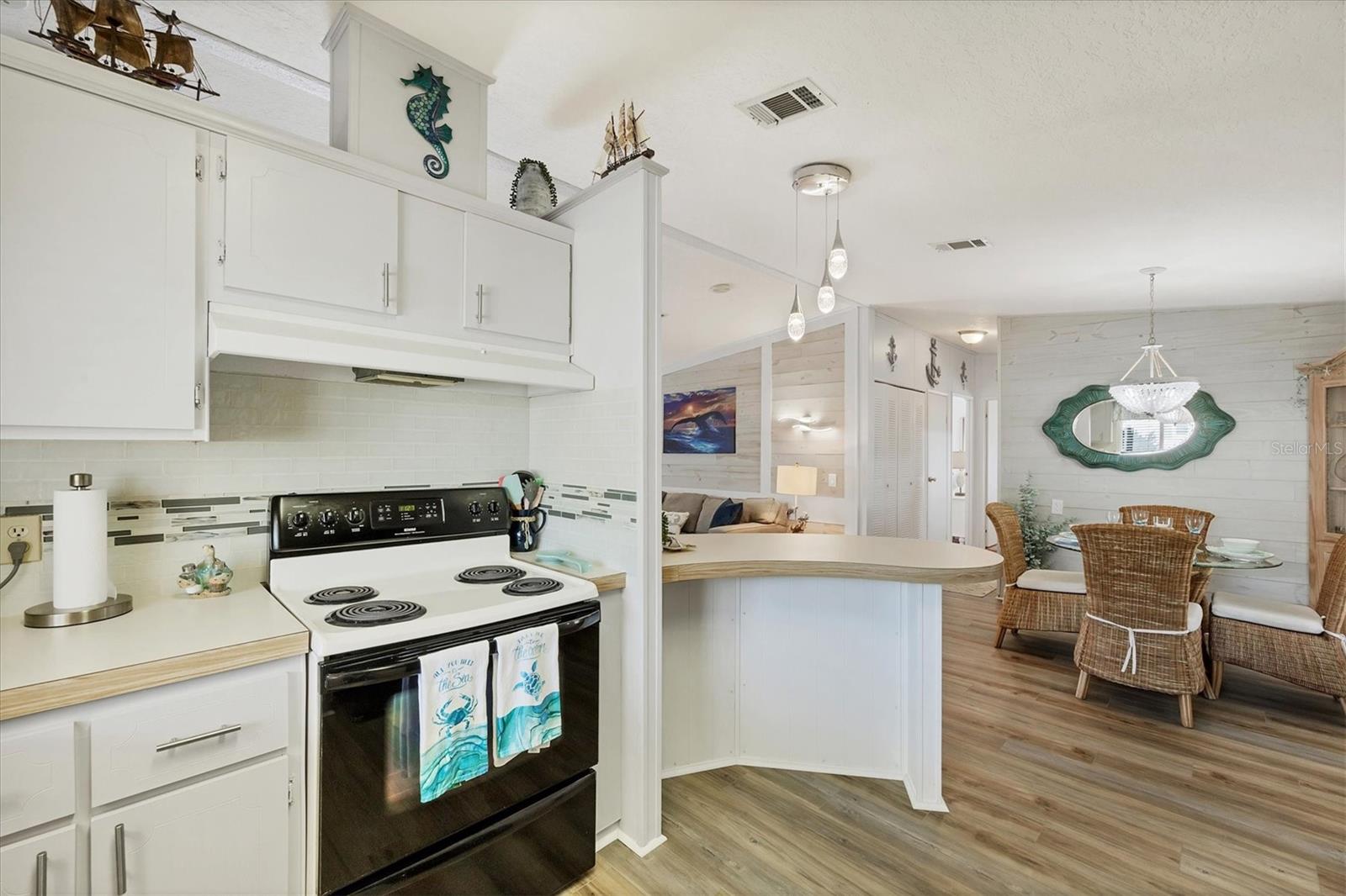 Image 16 of 59 For 8455 Nighthawk Drive