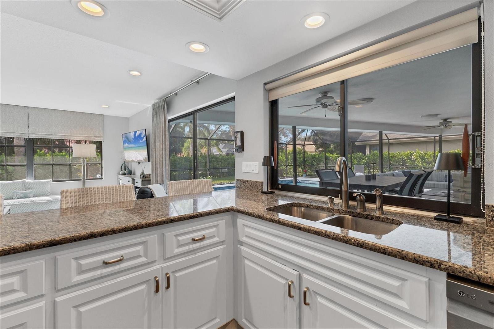 Image 19 of 77 For 1486 Landview Lane