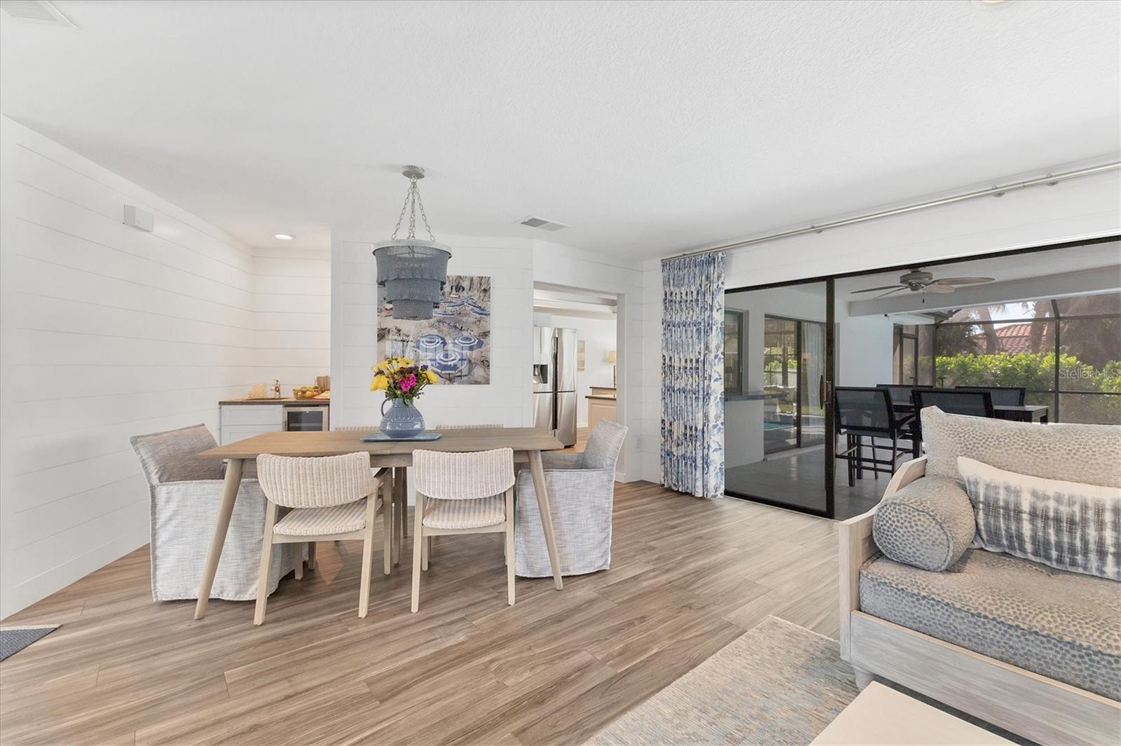 Image 20 of 77 For 1486 Landview Lane