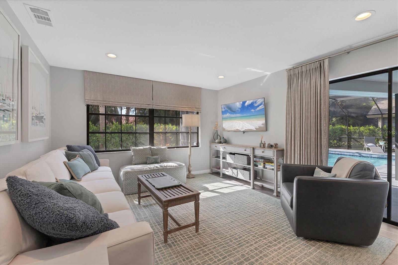 Image 23 of 77 For 1486 Landview Lane