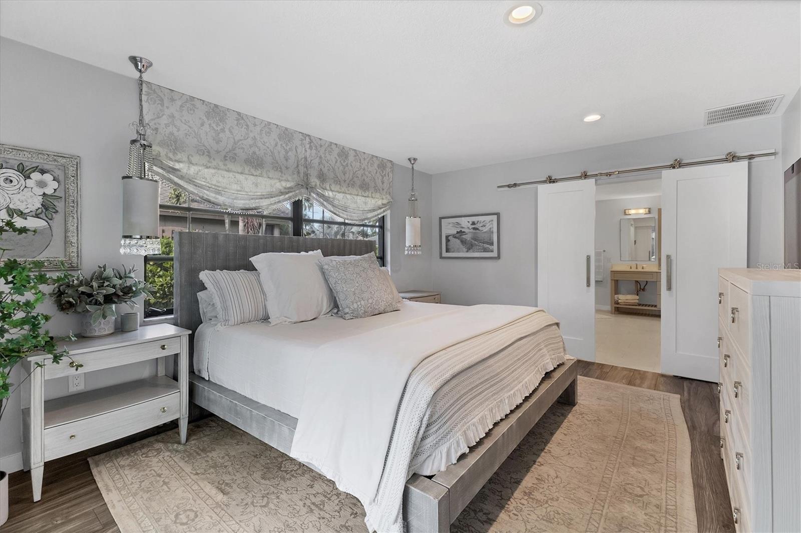 Image 25 of 77 For 1486 Landview Lane