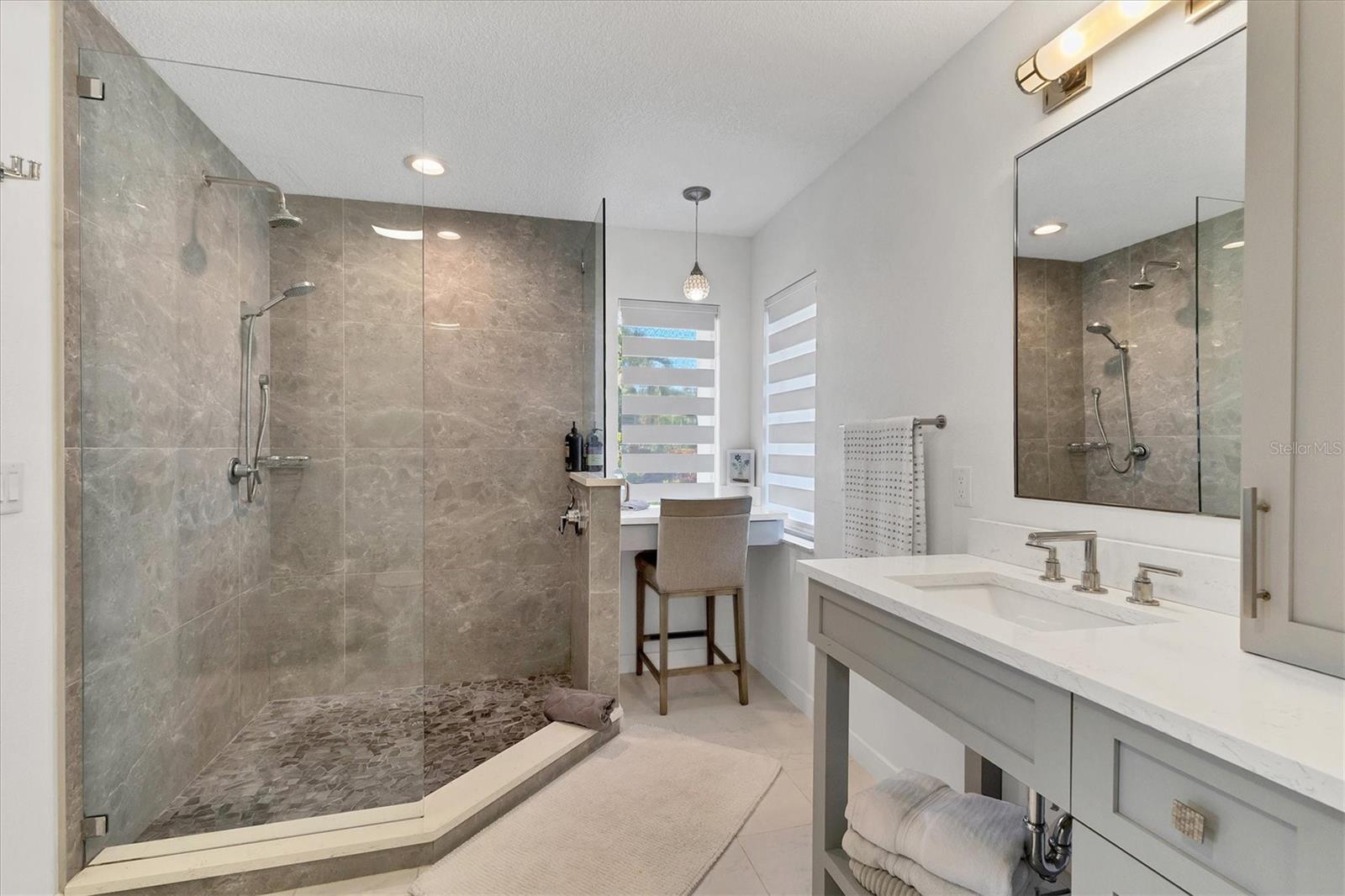 Image 29 of 77 For 1486 Landview Lane