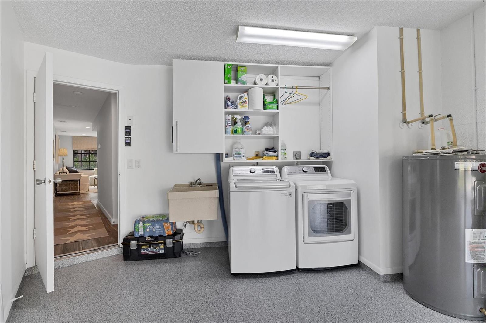 Image 34 of 77 For 1486 Landview Lane